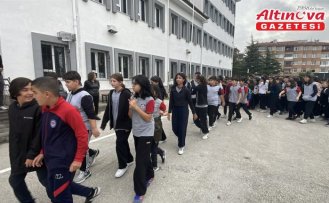 Sakarya ve çevre illerde öğrenciler, yaz tatilinin ardından okullarına kavuştu