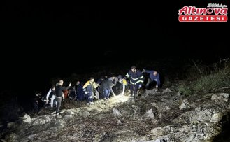 Kastamonu'da uçurumdan deniz kenarına düşen otomobilin sürücüsü yaralandı