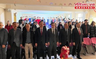 Salıpazarı'nda “İnsan hakları“ konferansı düzenlendi