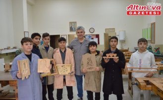 Samsun'un Havza ilçesinde açılan zanaat atölyeleri öğrencilere üretime yönlendiriyor