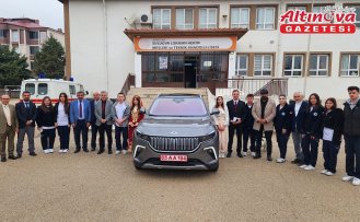 Suluova'da öğrencilere Türkiye'nin yerli otomobili Togg tanıtıldı