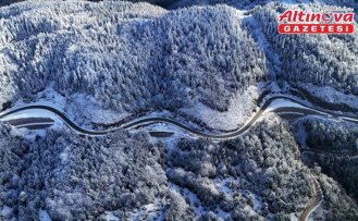 Yaralıgöz Dağı'ndaki kar ve sis dron ile görüntülendi