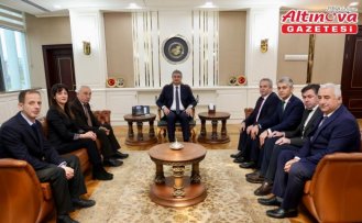 Yenice ıhlamur balının AB coğrafi işaret tescil belgesi Karabük Valisi Yavuz'a verildi