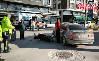 Amasya'da otomobille çarpışan motosikletteki 2 kişi yaralandı