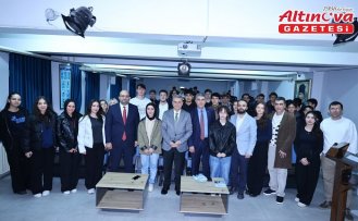 İlkadım Belediye Başkanı Kurnaz, gençlerle bir araya geldi