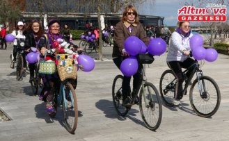 Ordu'da kadınlar “8 Mart Dünya Kadınlar Günü“nde pedal çevirdi