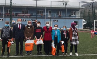 TERİCE ORTAOKULU' NDAN ATLETİZM DE 3 BİRİNCİLİK 1 İKİNCİLİK