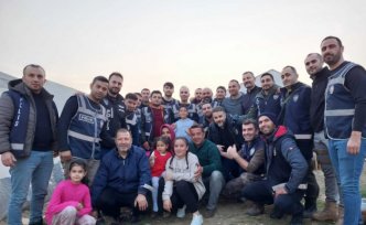 Samsun Emniyetinden Nurdağı'nda 11 yaşına giren Berat'a doğum günü sürprizi