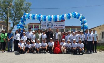 Asarcık Yatılı Bölge Ortaokulu'nda TÜBİTAK 4006 Bilim Fuarı açıldı