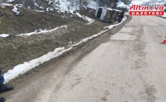 Bolu'da devrilen midibüsteki 22 kişi yaralandı