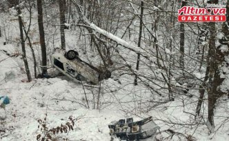 Karabük'te şarampole devrilen otomobildeki 5 kişi yaralandı