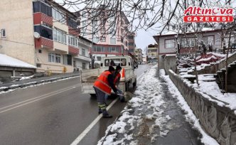 Kavak Belediyesi, karla mücadele çalışmalarını sürdürüyor