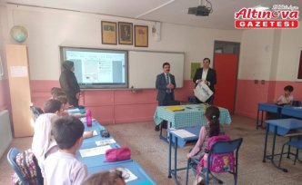 Çaykara'da öğrencilere kıyafet desteğinde bulunuldu