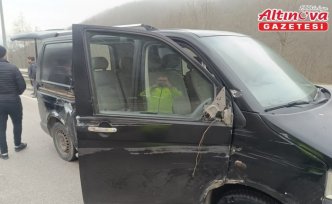 Samsun'da kamyonet ile tırın çarpıştığı kazada 1 kişi öldü, 1 kişi yaralandı
