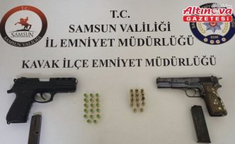 Samsun'da iş yeri denetiminde ruhsatsız silah ele geçirildi
