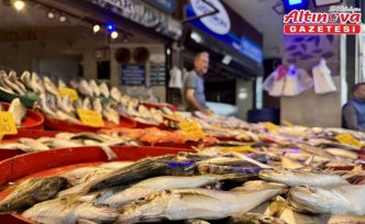 Trabzon'da balıkçı tezgahlarında bolluk yaşanıyor