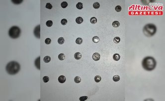 Çorum'da bir araçta tarihi eser niteliğinde 26 sikke bulundu