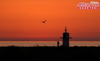 Trabzon'da gün batımı görülmeye değer manzaralar oluşturdu