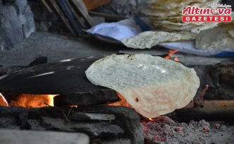 Gümüşhane'de kadınların kışlık yiyecek mesaisi başladı