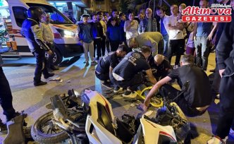 Sinop’ta otomobille motosikletin çarpıştığı kazada 2 kişi yaralandı