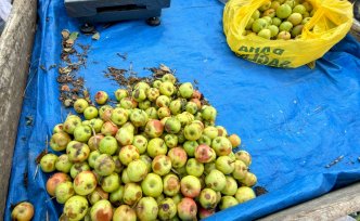 Bayburt’ta yöresel yiyecekler tezgahlardaki yerini aldı