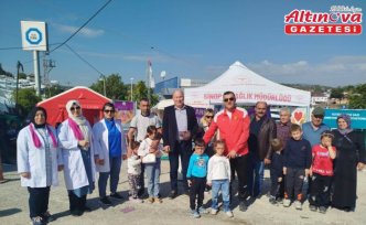 Boyabat'ta meme kanserine dikkat çekmek amacıyla etkinlik düzenlendi