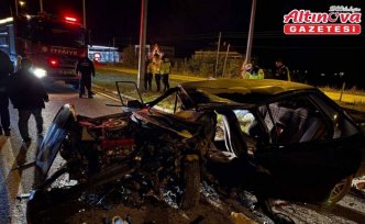 Alaçam'da aydınlatma direğine çarpan otomobil sürücüsü yaralandı