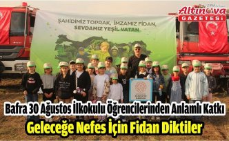 Bafra 30 Ağustos İlkokulu Öğrencilerinden Anlamlı Katkı: Geleceğe Nefes İçin Fidan Diktiler