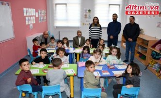 Gümüşhacıköy Kaymakamı Güneş, anaokulu öğrencilerini ziyaret etti