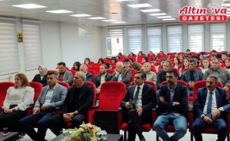 Gümüşhacıköy’de “Dijital Kamu Hizmetleri” konulu kütüphane buluşması gerçekleştirildi