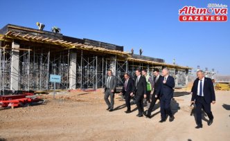 Gümüşhane Valisi Baruş, havalimanı inşaatında incelemelerde bulundu