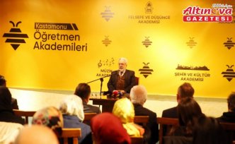 Kastamonu Öğretmen Akademileri IRCICA Genel Direktörü Kılıç'ın ilk dersi vermesiyle başladı