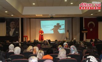 Tosya'da Öğretmenler Günü kutlandı