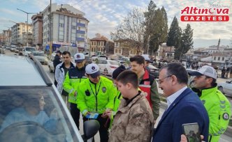 Boyabat'ta özel eğitim öğrencileri trafik uygulaması yaptı