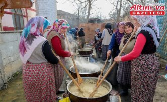 Kastamonu'da Regaip Kandili'nde asırlık “helva ikramı geleneği“ yaşatıldı