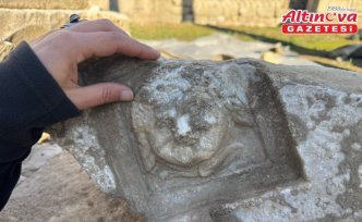 Kraliçe Amastris'in kurduğu antik kentte Medusa'nın gülümseyen figürü bulundu
