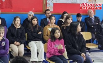 Saraydüzü'nde öğrenciler arası münazara etkinliği düzenlendi