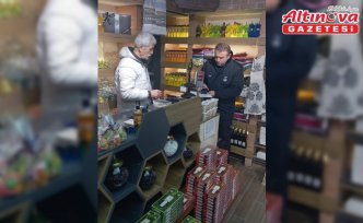 Taşköprü'de zabıtadan yılbaşı öncesi kuruyemişçilere denetim