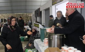 Taşova Belediyesi'nden pazarcı esnafına çorba ikramı