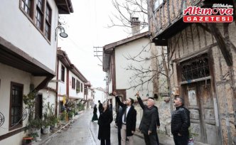 Vezirköprü'de Kulebaşı Caddesi baskı betonla yenileniyor