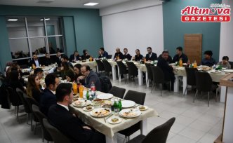 Vezirköprü'de tayini çıkan savcı ve hakimler için veda yemeği düzenlendi