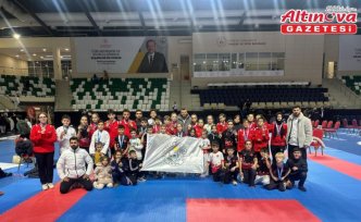 Yusufeli Belediyesi Spor Kulübü, Giresun'daki karate liginde 32 madalya kazandı