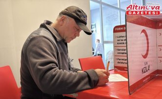 Askerde başladığı kan bağışı yolculuğunda 41 üniteye ulaştı