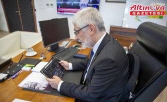 BAİBÜ Rektörü ve ROKETSAN Yönetim Kurulu Başkanı Yiğit, “Yılın Kareleri“ oylamasına katıldı