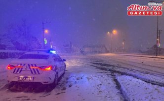 Bolu Dağı'nda kar etkili oluyor