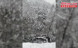 Gümüşhane'de devrilen ambulanstaki 3 sağlık personeli yaralandı