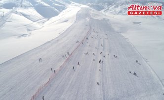 Muş'ta kar yağışının ardından kayak sezonu başladı