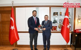 Türkiye Güreş Federasyonu Başkanı Akgül'den Trabzon Valiliği ve Büyükşehir Belediyesine ziyaret