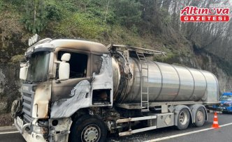 Bolu Dağı'nın Düzce kesiminde tankerde çıkan yangın söndürüldü