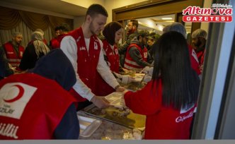 Bolu'da Filistinli öğrenciler Kızılayın iftarında buluştu